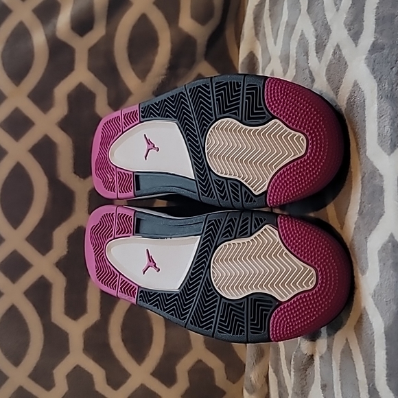 Nike Air Jordan 4 Retro "Fuschia" (RARE!!!) - Picture 5 of 10
